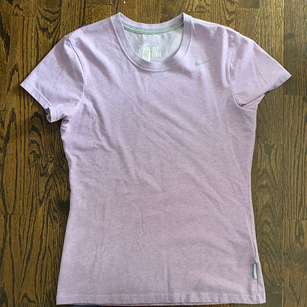 Nike workout top